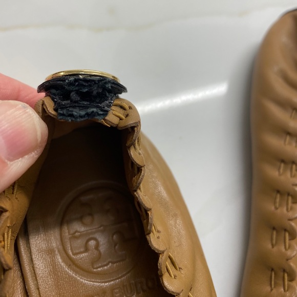 TORY BURCH ABBEY LEATHER/PATTEN SIZE 6 FLATS - Picture 6 of 10